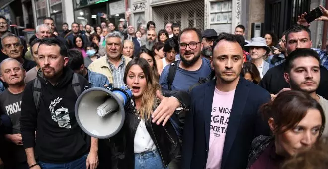 Goteo de dimisiones en Podemos Madrid: desde Jesús Santos hasta Roberto Sotomayor y Carolina Alonso