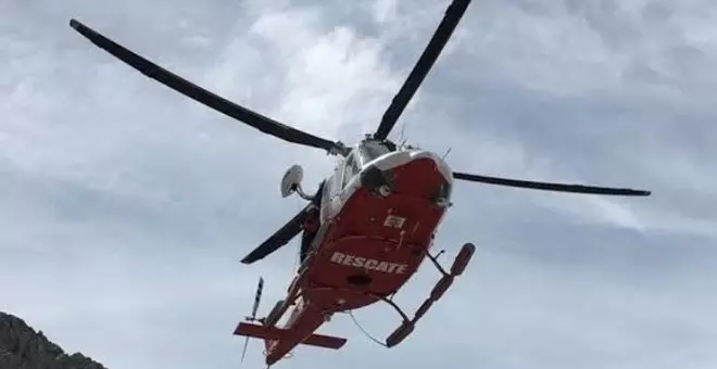 Trasladada en helicóptero una mujer de 60 años de Cillorigo de Liébana por un ictus
