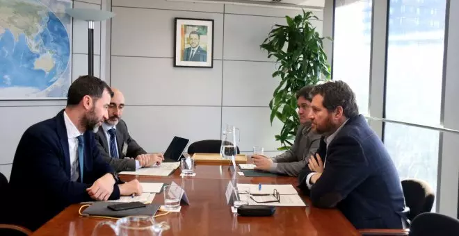 Els governs català i espanyol negociaran durant tot l'any el futur de l'aeroport del Prat