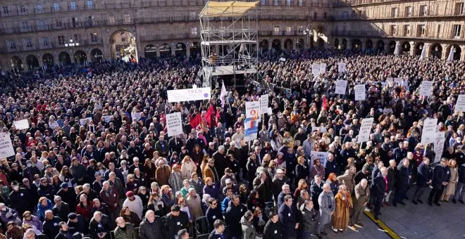 Miles de personas reclaman al Gobierno mejores conexiones ferroviarias en Salamanca