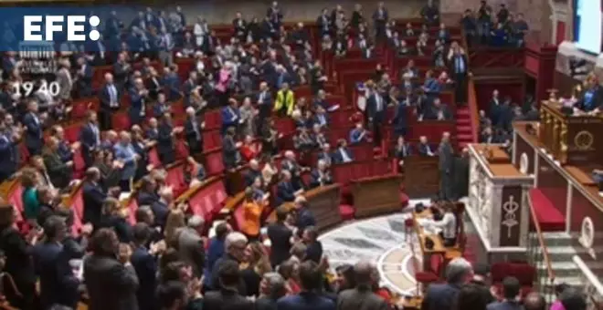 La Asamblea Nacional francesa aprueba la inclusión del aborto en la Constitución