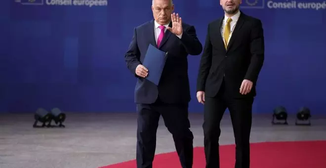 La UE doblega a Orbán, que levanta su veto in extremis sobre las ayudas a Ucrania