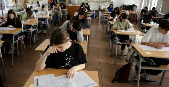 España consolida su tendencia a la baja en la tasa de abandono escolar, aunque sigue por detrás de la UE