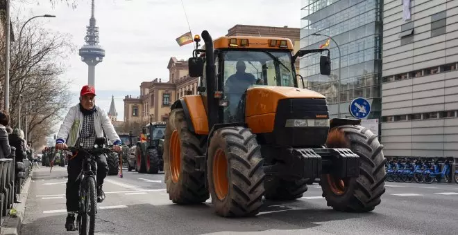 Los agricultores ponen fin a la protesta en el centro de Madrid tras congregar a miles de personas y 500 tractores