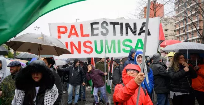 La lluvia no frena el clamor asturiano por Palestina