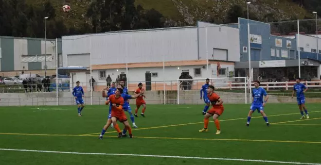 El Laredo cae con justicia en Vallegón perdiendo 1-0 ante la UD Sámano