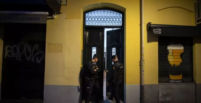 Detenidos seis hombres por captar a niñas en centros de menores para prostituirlas en Tenerife