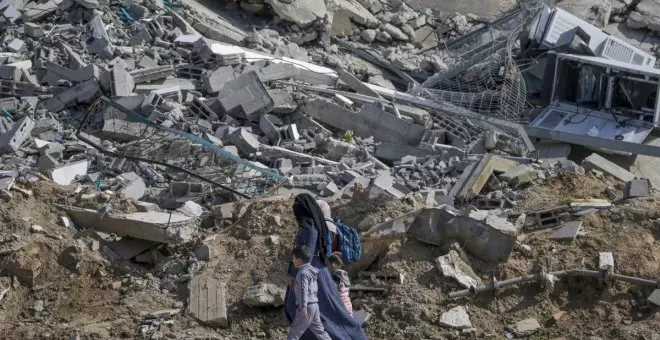 Más de 200 palestinos, la mayoría mujeres y niños, mueren cada día en Gaza por los ataques de Israel