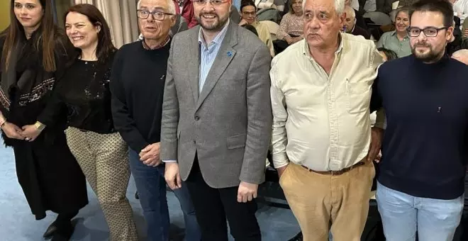 Barbón promete en Cangas "una nueva etapa" del PSOE de Suroccidente asturiano