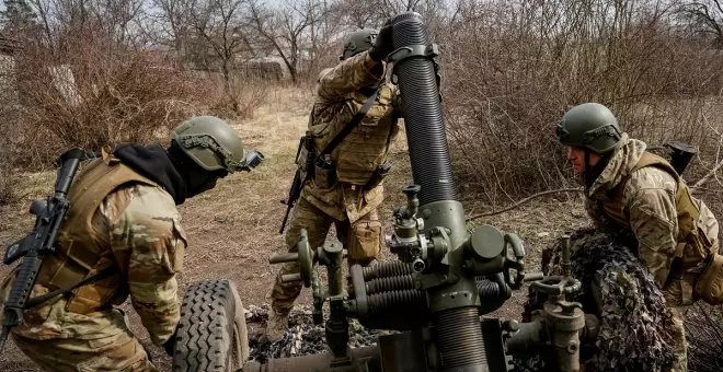 Columnas de milicianos rusos que luchan con Ucrania lanzan un ataque coordinado contra el Ejército de Putin