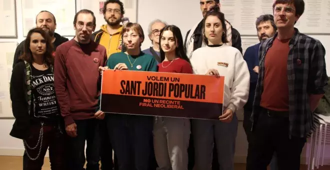 Un centenar d'editorials, llibreries i autors denuncien la privatització de Sant Jordi a Barcelona