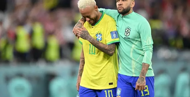 Dani Alves recurre al padre de Neymar para pagar su fianza de un millón de euros