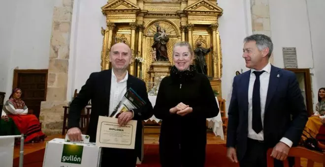 Juan Ignacio Ferrándiz gana el XXIII Concurso de Narrativa Costumbrista de los Valles de Cantabria