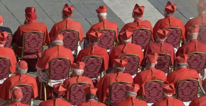 El Vaticano tacha de "graves violaciones de la dignidad humana" el cambio de sexo, el matrimonio homosexual o el aborto