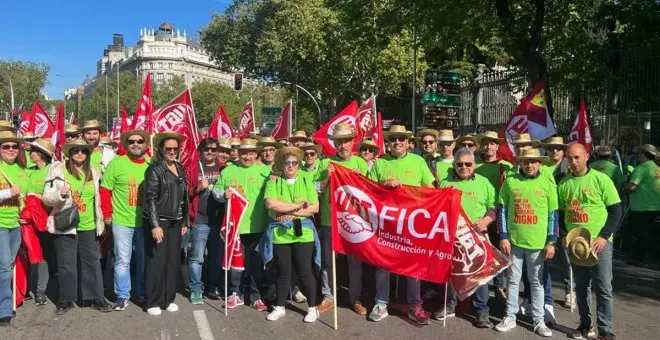 Setecientos trabajadores del campo castellanomanchegos reclaman ante el Ministerio un sector con futuro y derechos