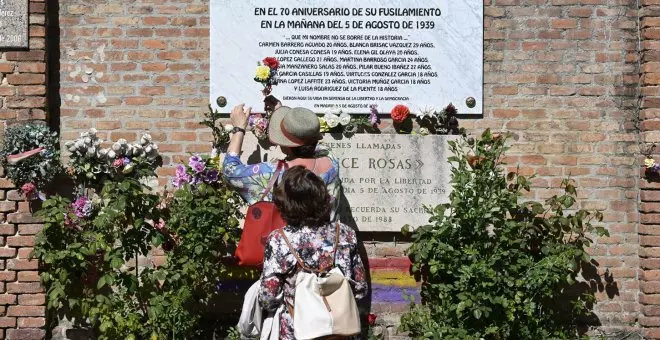 Las víctimas del franquismo piden recuperar los 3.000 nombres del monumento de La Almudena