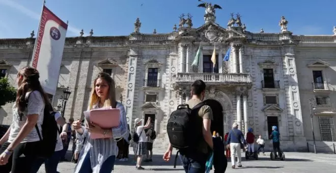 La Universidad de Sevilla prohíbe al profesor expedientado por sexualizar alumnas acceder al departamento