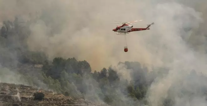 El incendio forestal de Tàrbena, estabilizado tras quemar 700 hectáreas