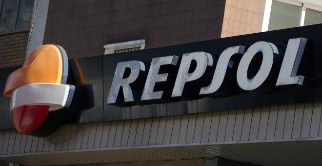 Repsol recorta su beneficio un 13% en marzo, hasta 969 millones, pero dispara sus inversiones