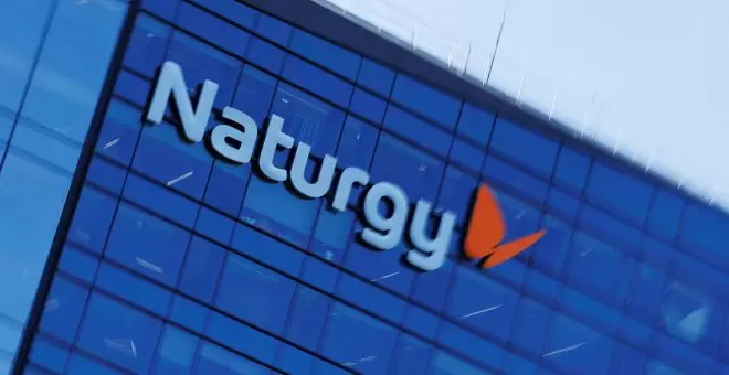 Criteria confirma conversaciones "en estadio preliminar" con un inversor para Naturgy
