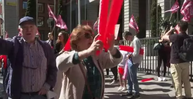 Celiacos protestan en Madrid para pedir que baje el precio de los productos sin gluten