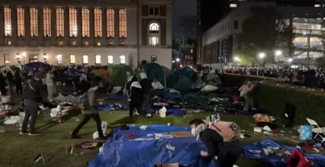 Cientos de estudiantes siguen acampados en Nueva York