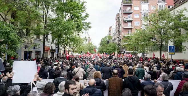La posible dimisión de Sánchez activa a la izquierda para proteger la democracia frente a los ataques de la derecha