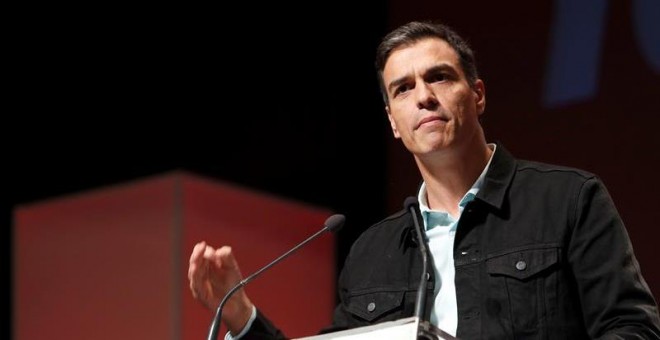 El secretario general del PSOE, Pedro Sánchez, ha defendido hoy que la Justicia actúe en un Estado democrático, pero ha reivindicado que 'la única solución' al 'problema' de Cataluña se encuentra en la vía 'política' y no en la penal. En estos términos s