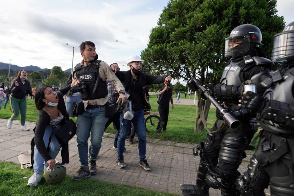 Cargas policiales en Bogotá