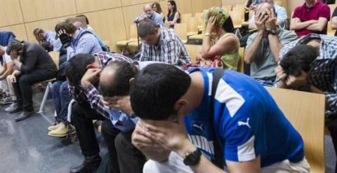 Imagen de los acusados en el juicio. Foto Plataforma  Foto: Acció Popular Contra la Impunitat