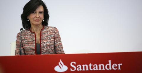 Ana Patricia Botin, presidenta de Banco Santander, durante la presentación de resultados de la entidad en 2014. REUTERS/Andrea Comas