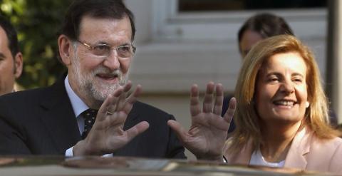 El presidente del Gobierno, Mariano Rajoy, junto a la ministra de Empleo y Seguridad Social, Fátima Báñez.- EFE