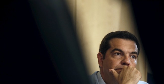 El primer ministro griego, Alexis Tsipras, en una reciente rueda de prensa en el Ministerio de Infraestructuras. REUTERS/Christian Hartmann
