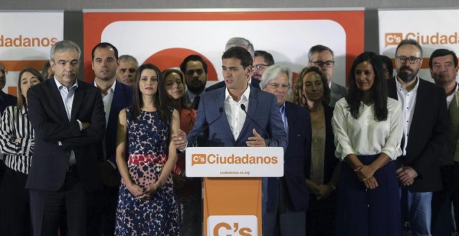 La nueva Ejecutiva de Ciudadanos al completo, tras su primera reunión en Madrid. EFE