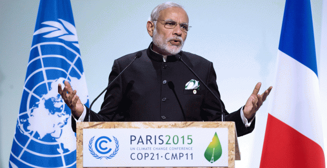 El primer ministro de la India, Narendra Modi, durante su discurso en la cumbre sobre el cambio climático COP21. EFE