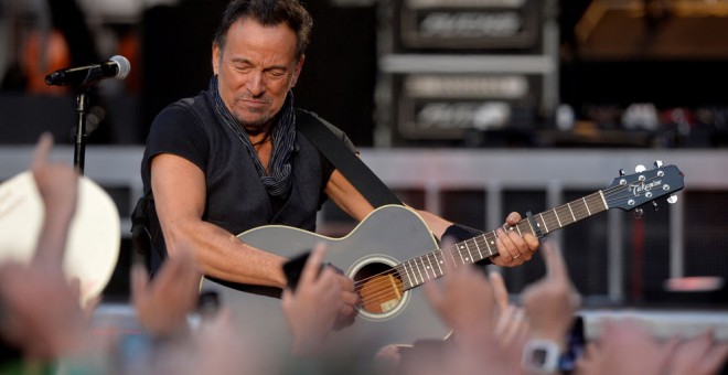 Bruce Springsteen durante su concierto en San Sebastián.- VINCENT WEST (REUTERS)