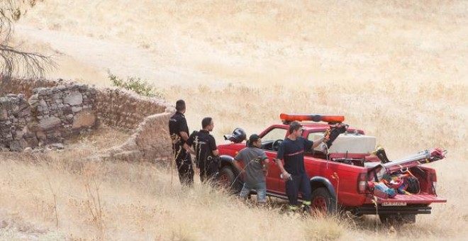 Dispositivo de los bomberos que busca al desaparecido.-ICAL