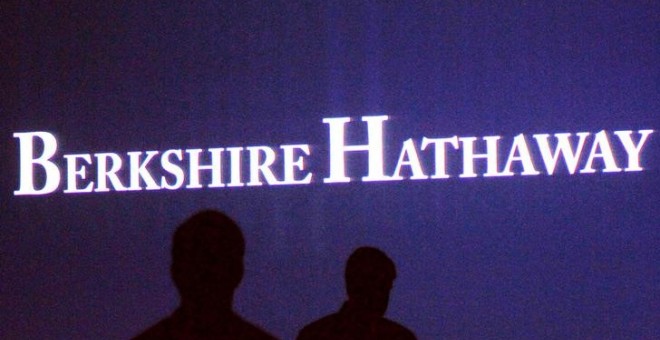 El logo de Berkshire Hathaway, el brazo inversor del financiero Warren Buffett. REUTERS