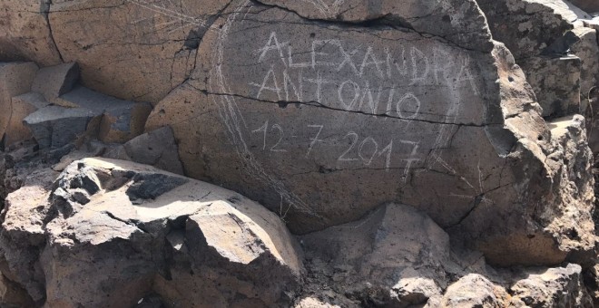 Daños en el almogarén del Bentayga, en Gran Canaria, a causa de un grafiti. Twitter/@GranCanariaCult