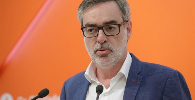 El secretario general de Ciudadanos, José Manuel Villegas, durante una rueda de prensa para comentar la actualidad política tras la presentación de una moción de censura contra el presidente del Gobierno, Mariano Rajoy, por parte del PSOE. EFE/Zipi