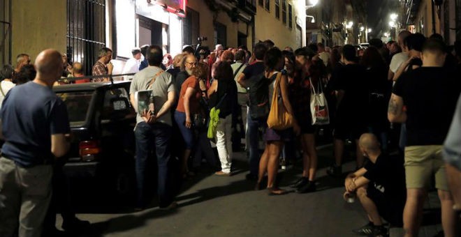 El Teatro del Barrio se llenó en la vigilia por la libertad de Willy Toledo. / EFE