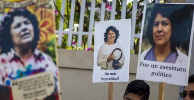 Imagen de archivo de una manifestación ante la embajada hondureña en Nicaragua en 2017. EFE/Jorge Torres