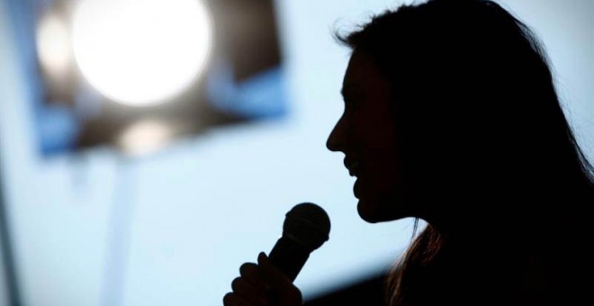 La portavoz de Unidas Podemos en el Congreso, Irene Montero, durante un acto electoral celebrado en A Coruña. (CABALAR | EFE)