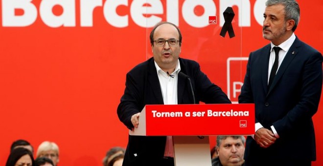 El primer secretario del PSC, Miquel Iceta, junto al alcaldable socialista por Barcelona, Jaume Collboni.EFE