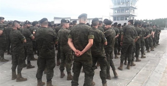 Militares españoles desplegados en Letonia. EUROPA PRESS