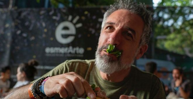 El chef Pepe Solla, organizador del Show Rocking en el festival PortAmérica. / SOFÍA MORO (GUÍA REPSOL)