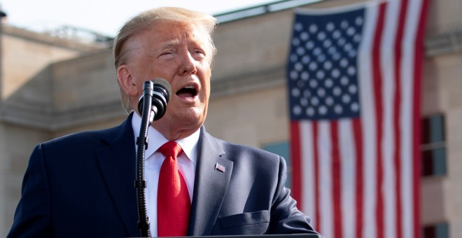 El presidente de EEUU, Donald Trump, en los actos del Pentágono en el dieciocho aniversario de los atentados del 11-S. EFE/EPA/KEVIN DIETSCH