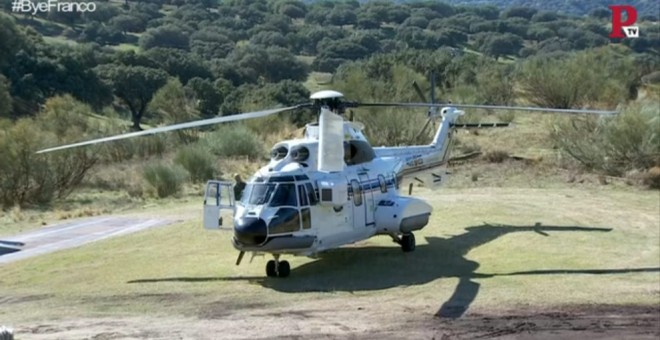 El helicóptero con el féretro de Franco aterriza en El Pardo