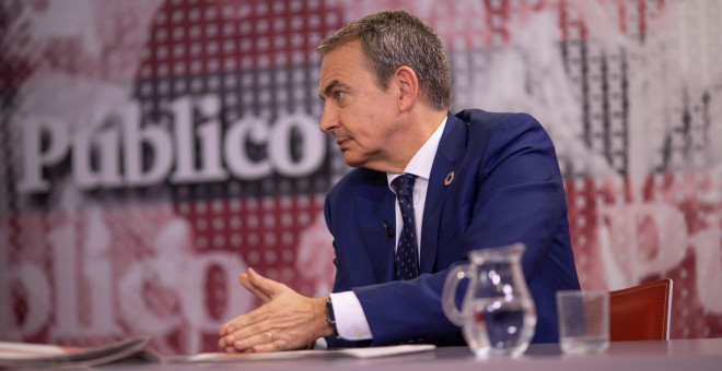 El expresidente del Gobierno José Luis Rodríguez Zapatero en el plató de Público.- CHRISTIAN GONZÁLEZ