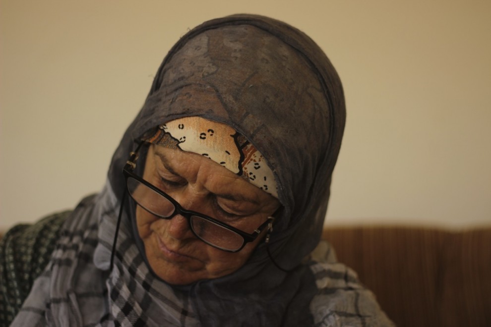 Karemeh Ahmad en su casa de Dayr al-Sudan, 16 de agosto de 2019. / Marta Saiz